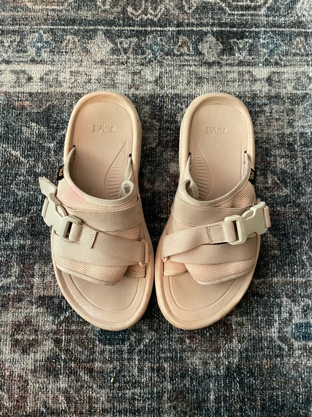 🌷Teva hurricane verge sandals🌷